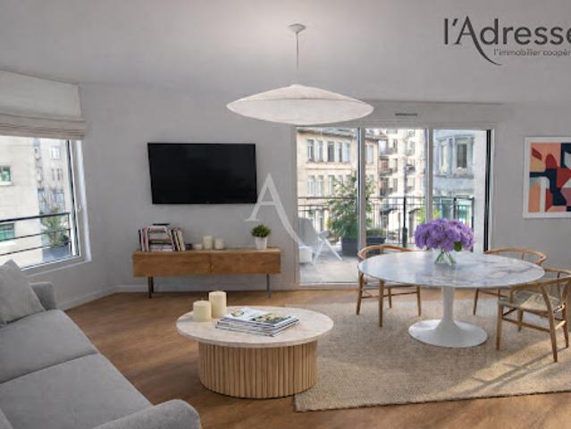 Vente Appartement 4 pièces 85.74 m2 Suresnes