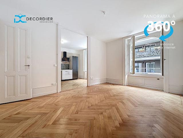 Vente Appartement 4 pièces 85.79 m2 Evian les Bains