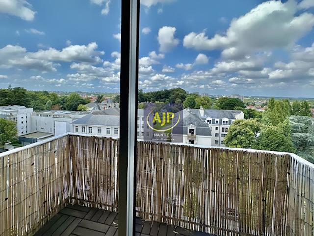 Vente Appartement 4 pièces 85.12 m2 Nantes