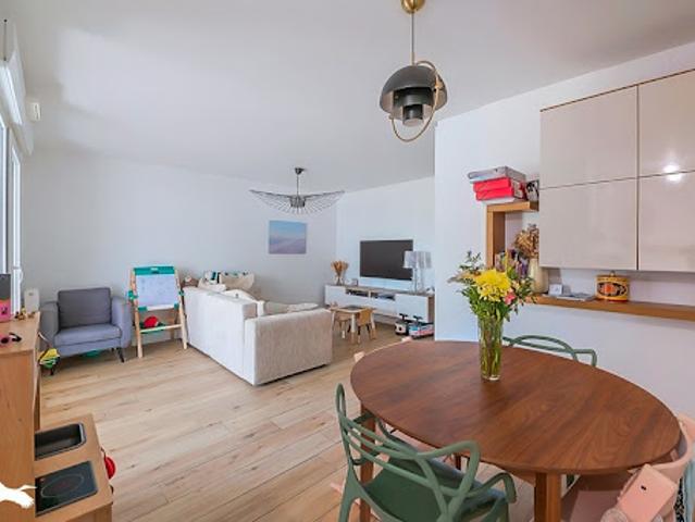 Vente Appartement 4 pièces 85 m2 Bordeaux