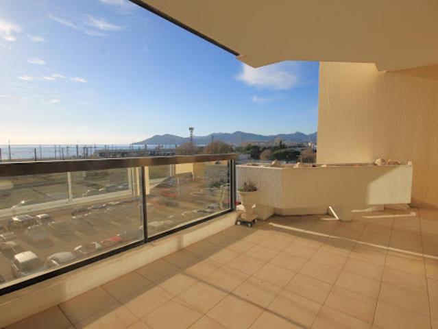 Vente Appartement 4 pièces 85 m2 Cannes la bocca