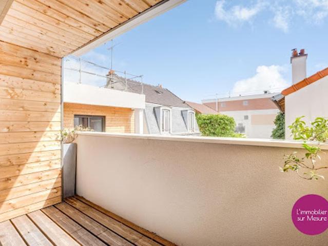 Vente Appartement 4 pièces 86.9 m2 Montreuil