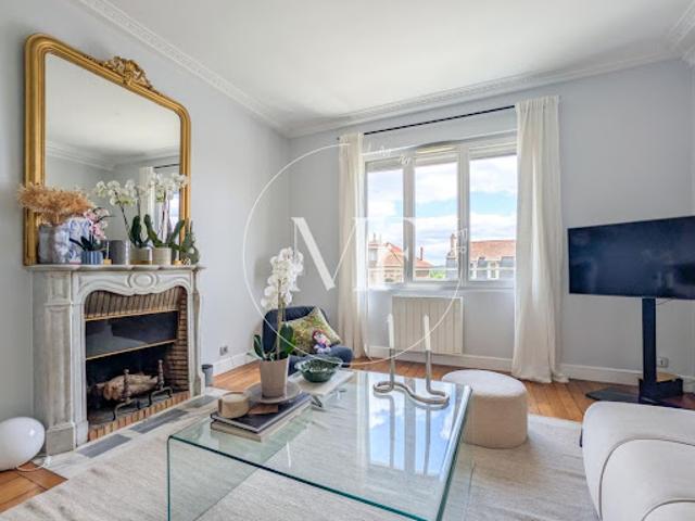 Vente Appartement 4 pièces 86 m2 Suresnes