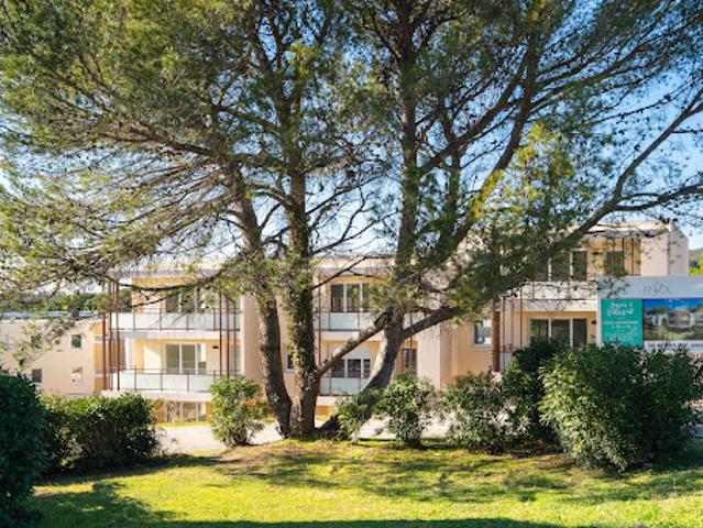 Vente Appartement 4 pièces 88 m2 Villeneuve les avignon