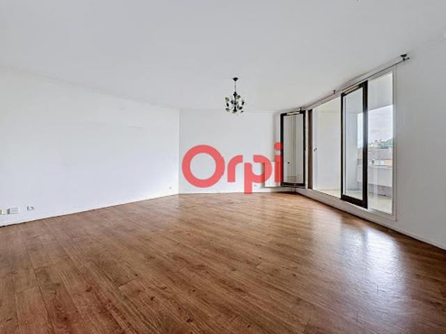 Vente Appartement 4 pièces 89 m2 Évry Courcouronnes