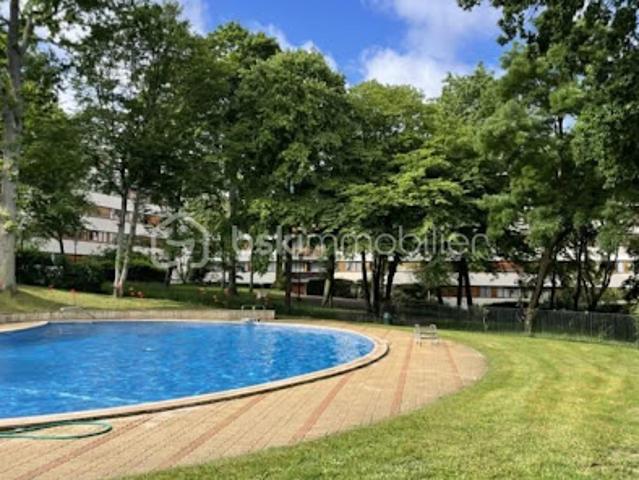 Vente Appartement 4 pièces 89.76 m2 La Celle Saint Cloud