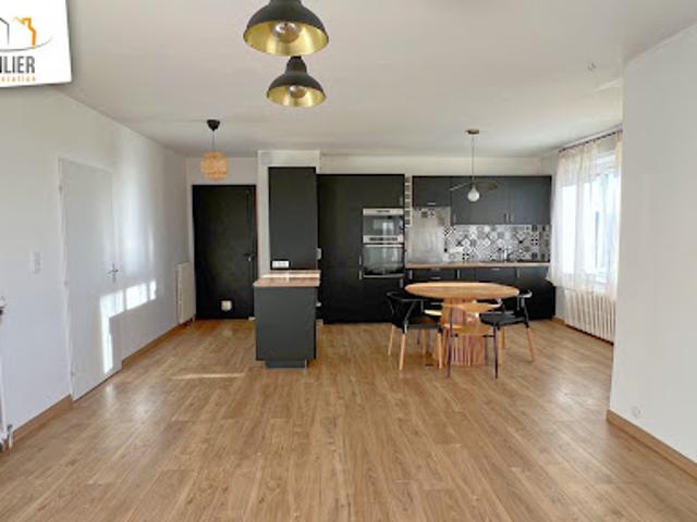 Vente Appartement 4 pièces 89.28 m2 Gex