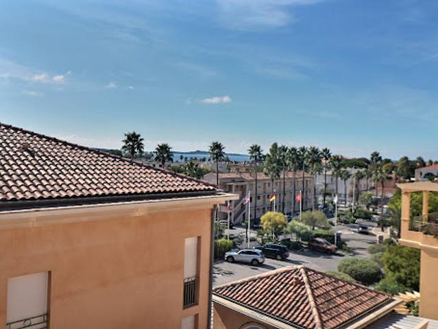Vente Appartement 4 pièces 89 m2 Sanary sur Mer