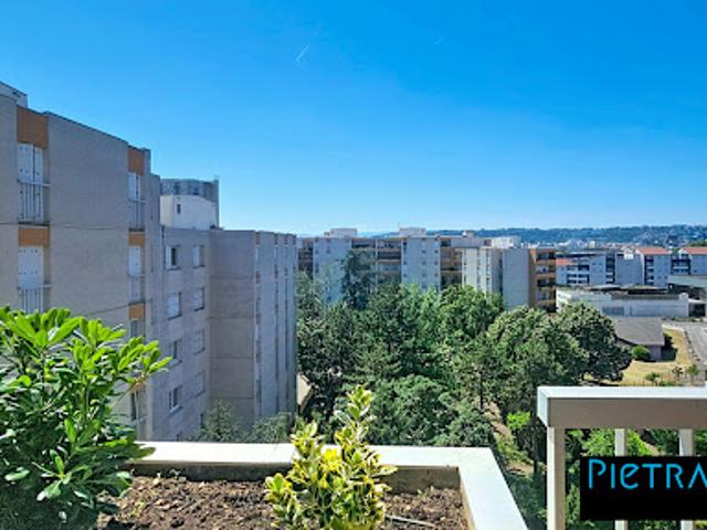 Vente Appartement 4 pièces 93 m2 Lyon 8ème