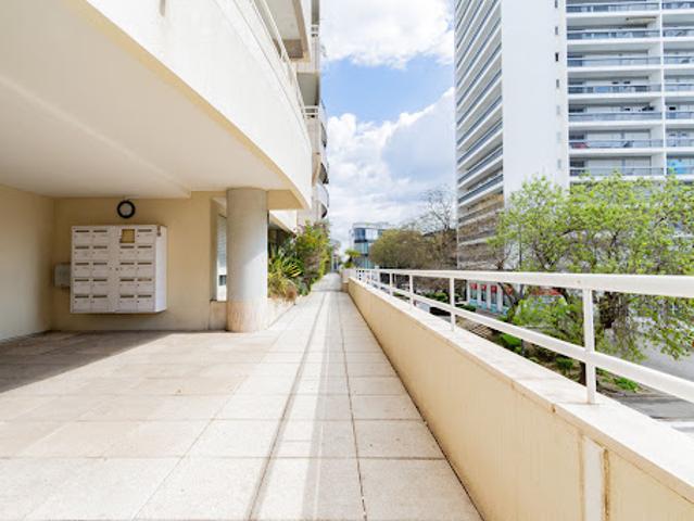 Vente Appartement 4 pièces 93 m2 Marseille 8ème