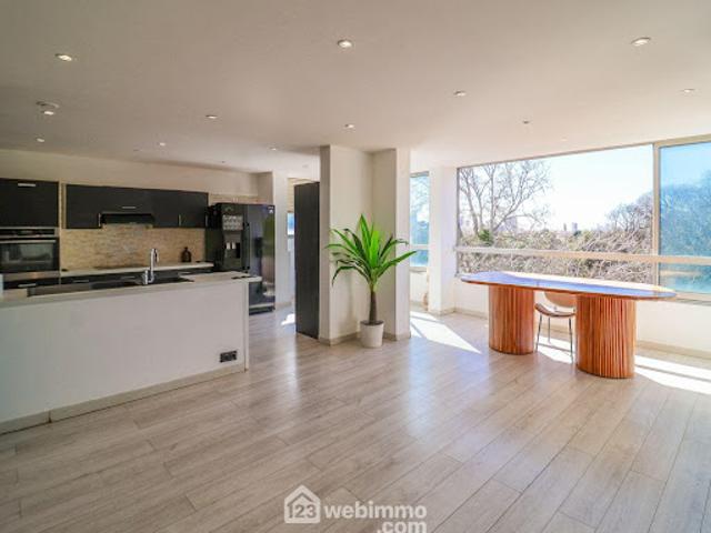 Vente Appartement 4 pièces 93 m2 Marseille 9ème