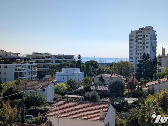 Vente Appartement 4 pièces 90.54 m2 Saint Laurent du Var