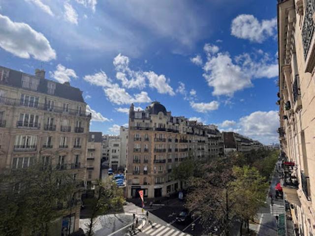 Vente Appartement 4 pièces 90.82 m2 Paris 11ème