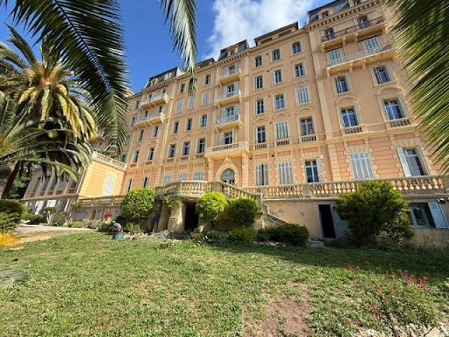 Vente Appartement 4 pièces 90.01 m2 Grasse