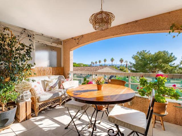 Vente Appartement 4 pièces 90.05 m2 Antibes