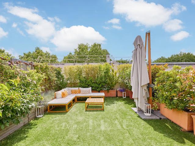 Vente Appartement 4 pièces 90.32 m2 Paris 18ème