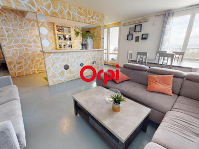 Vente Appartement 5 pièces 90 m2 Vaulx en Velin