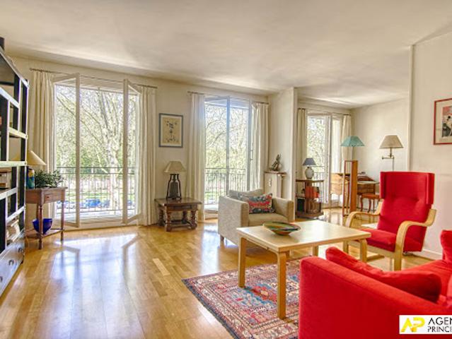 Vente Appartement 4 pièces 90 m2 Versailles