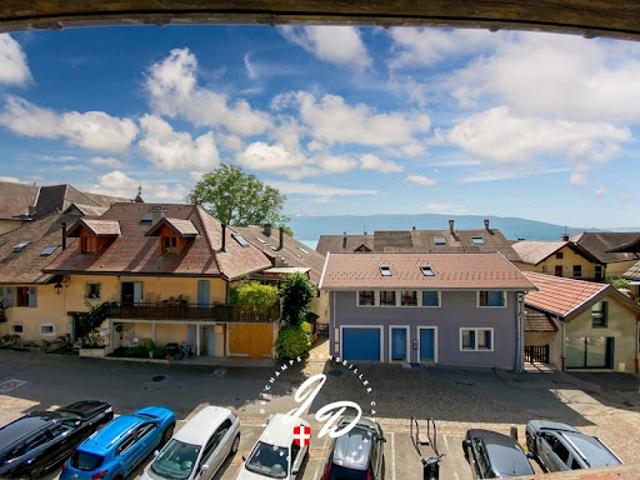 Vente Appartement 4 pièces 90 m2 Veyrier du Lac