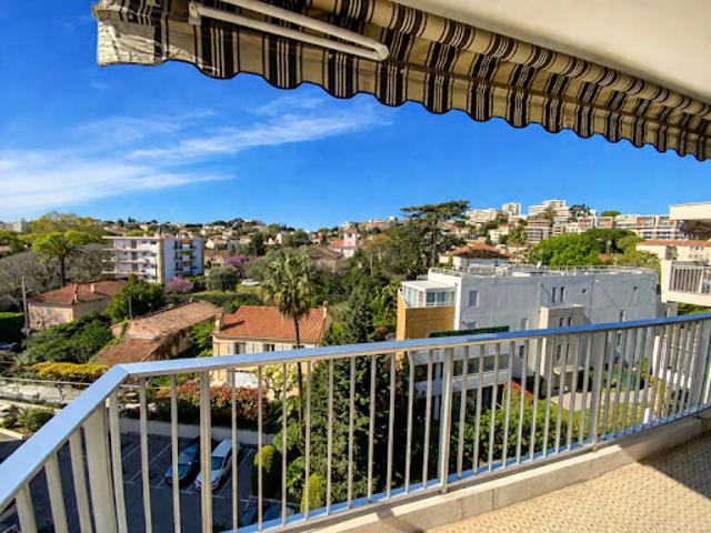 Vente Appartement 4 pièces 90 m2 Antibes