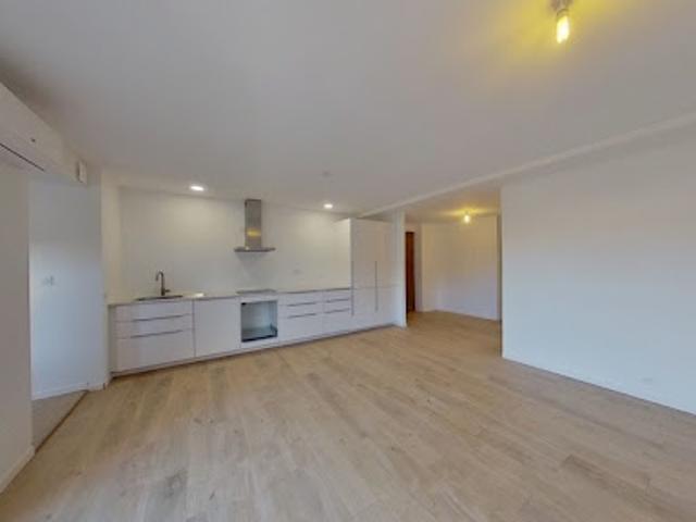 Vente Appartement 4 pièces 90 m2 Hyeres