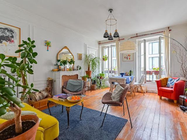 Vente Appartement 4 pièces 90 m2 Paris 10ème