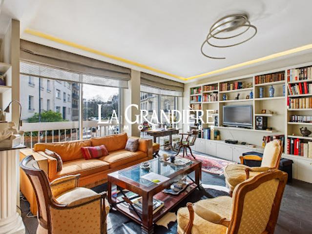 Vente Appartement 4 pièces 90 m2 Paris 16ème