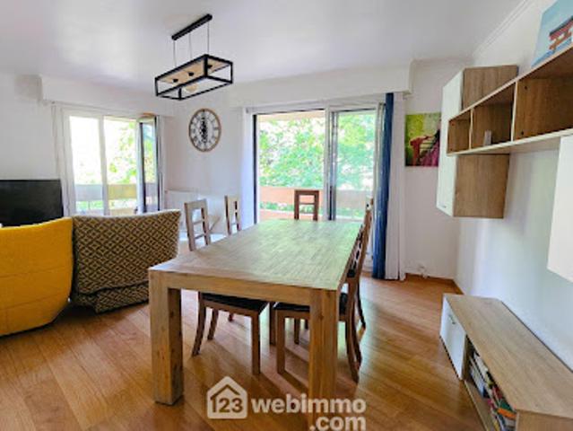 Vente Appartement 4 pièces 90 m2 Pau