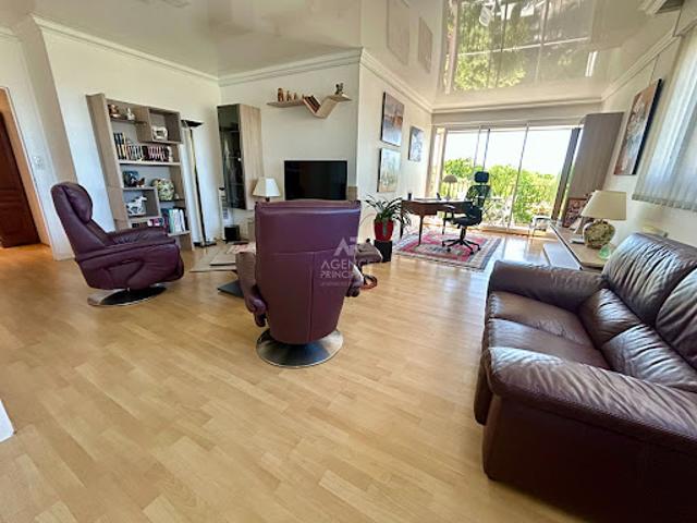 Vente Appartement 4 pièces 90 m2 Poissy