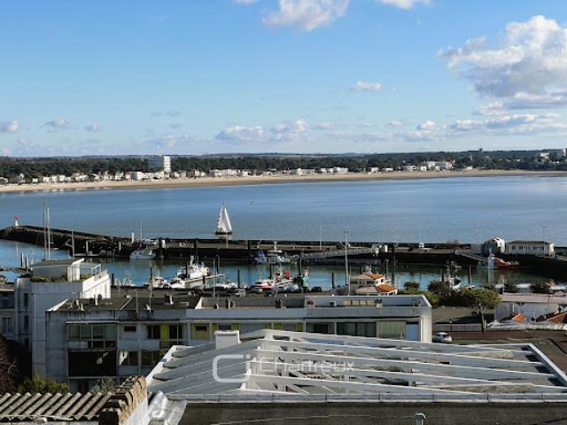 Vente Appartement 4 pièces 90 m2 Royan