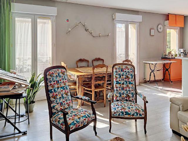 Vente Appartement 4 pièces 91.11 m2 Nimes