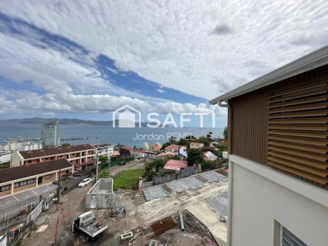 Vente Appartement 4 pièces 91 m2 Fort de france