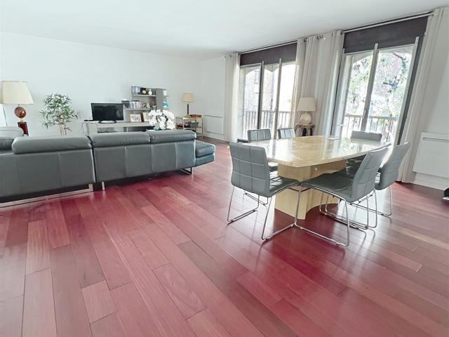 Vente Appartement 4 pièces 91m² Neuilly sur Seine