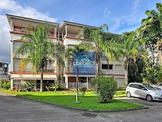 Vente Appartement 4 pièces 92.28 m2 Fort de france
