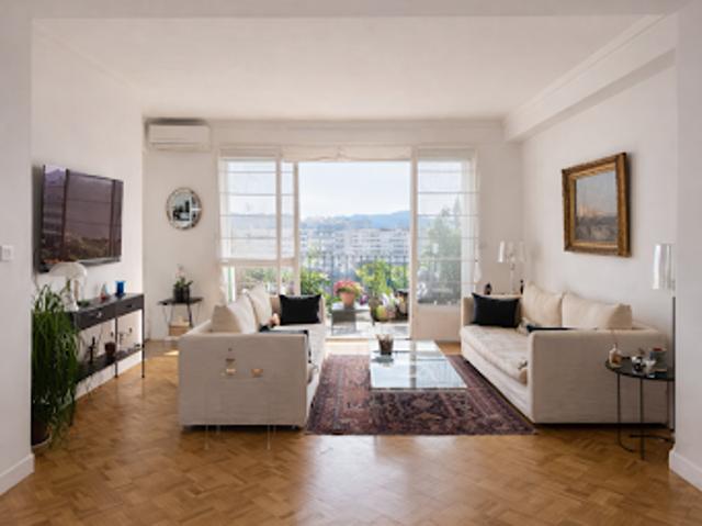 Vente Appartement 4 pièces 92 m2 Marseille 8ème