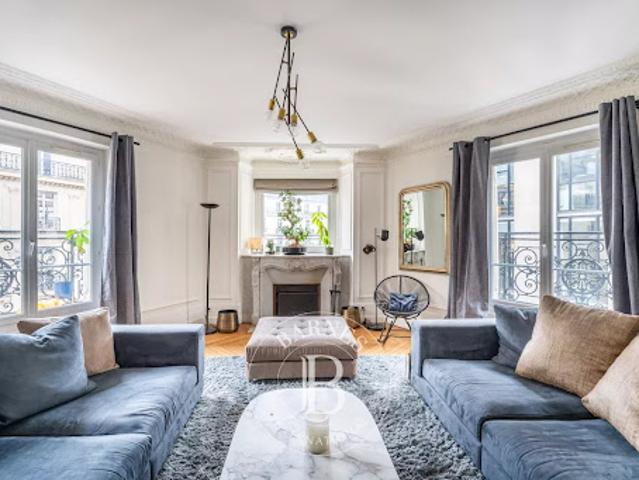 Vente Appartement 4 pièces 97.44 m2 Paris 9ème