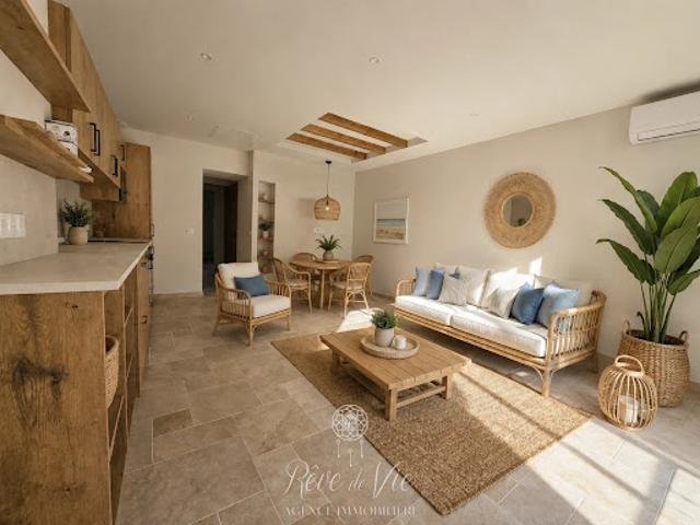 Vente Appartement 4 pièces 97.77 m2 Le Lavandou