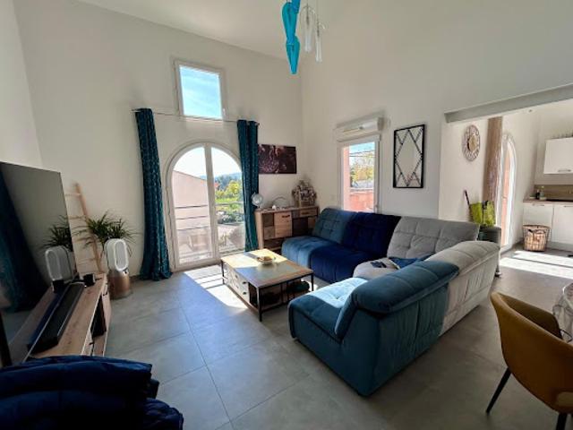 Vente Appartement 4 pièces 97 m2 Grimaud