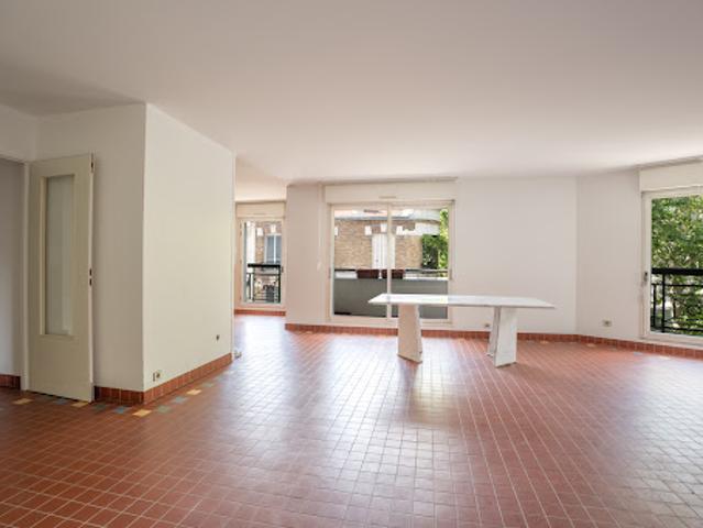 Vente Appartement 4 pièces 97 m2 Paris 18ème