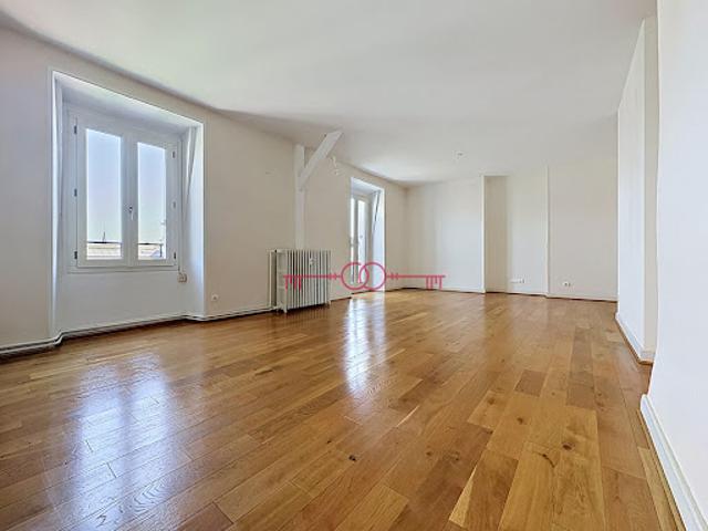 Vente Appartement 4 pièces 97 m2 Reims