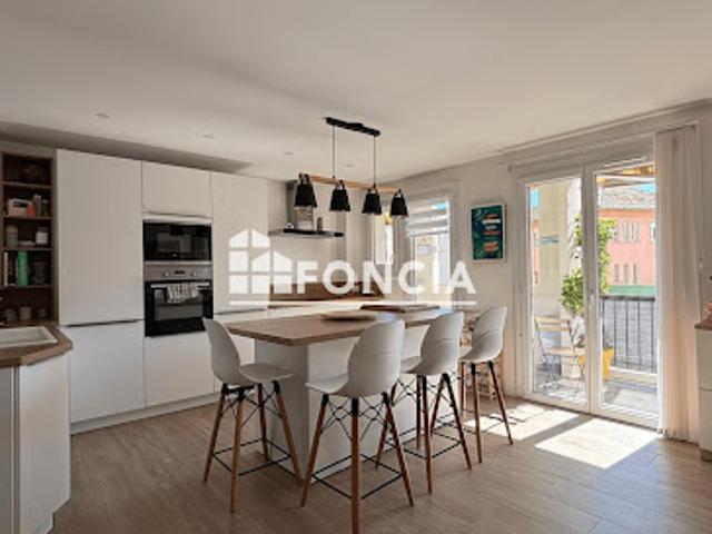 Vente Appartement 4 pièces 94 m2 Toulon