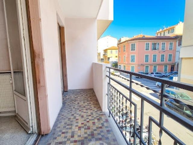Vente Appartement 4 pièces 94 m2 Nice