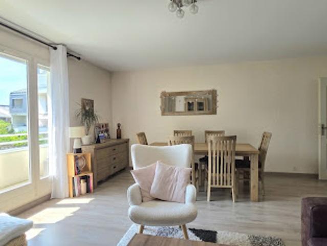 Vente Appartement 4 pièces 94 m2 Poissy