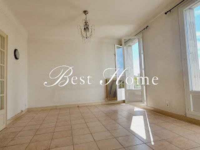 Vente Appartement 4 pièces 87 m2 Nimes