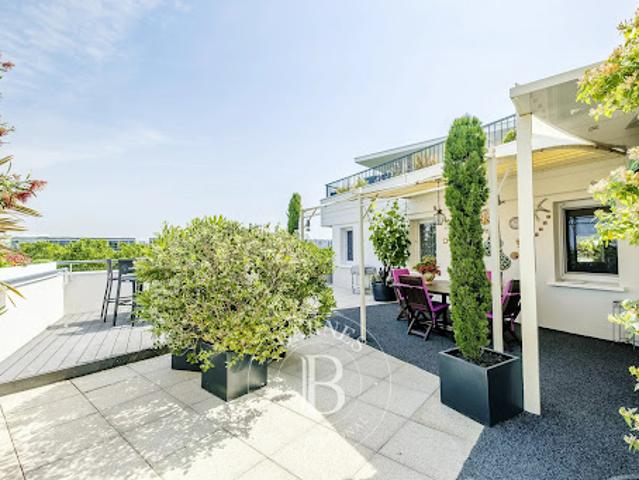 Vente Appartement 4 pièces 95.72 m2 Bordeaux