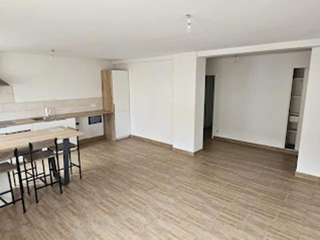 Vente Appartement 4 pièces 95.3 m2 Sollies pont