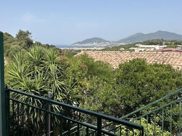 Vente Appartement 4 pièces 96 m2 Bastelicaccia