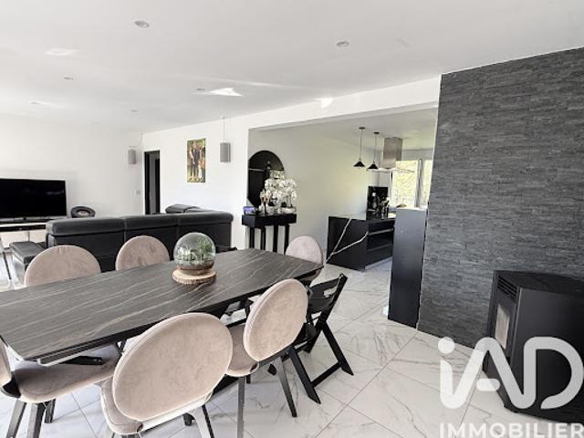 Vente Appartement 4 pièces 96 m2 Etiolles