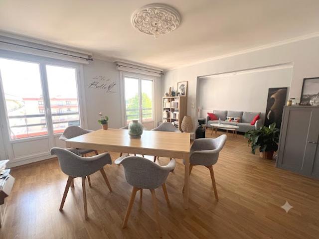 Vente Appartement 4 pièces 98.8 m2 Sens
