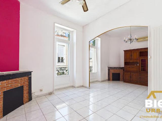 Vente Appartement 4 pièces 98.36 m2 Nimes